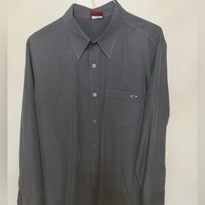 Oakley long sleeve shirt